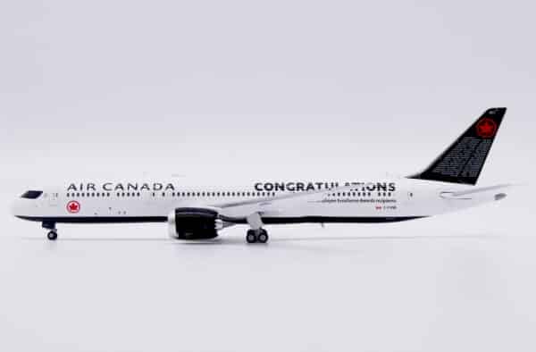 JC Wings 1:400 Air Canada Boeing B787-9 Dreamliner "Congratulations - Flaps Up" C-FVNB (XX40239)