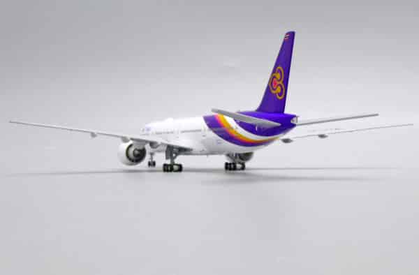 JC Wings 1:400 Thai Airways Boeing B777-300(ER) "Theparat - Flaps Up" HS-TTB (XX4900) - Image 8