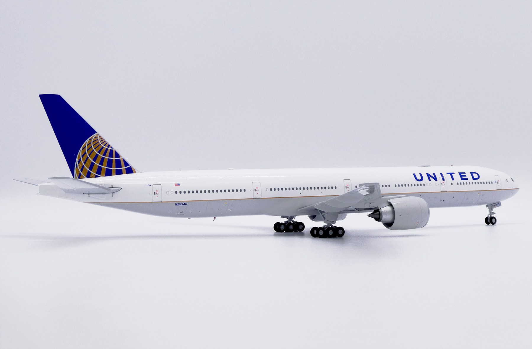 JC Wings 1:200 United Airlines Boeing B777-300(ER) 