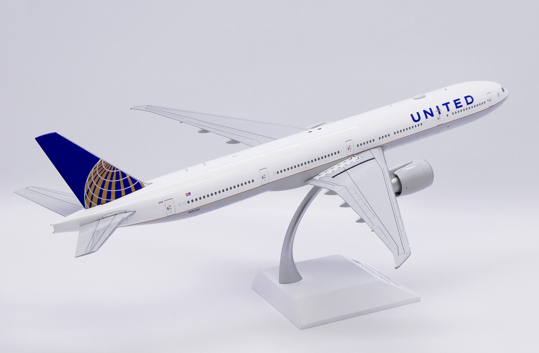ScaleModelStore.com :: JC Wings 1:400 - EW477L001 - Turkish