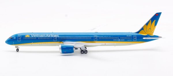 Aviation 400 1:400 Vietnam Airlines Boeing B787-10 Dreamliner VN-A872 (AV4233) - Image 3