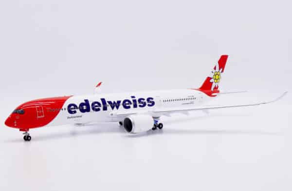 JC Wings 1:200 Edelweiss Air Airbus A350-900 XWB "Piz Bernina - Flaps Down" HB-IHF (XX20569A) - Image 3