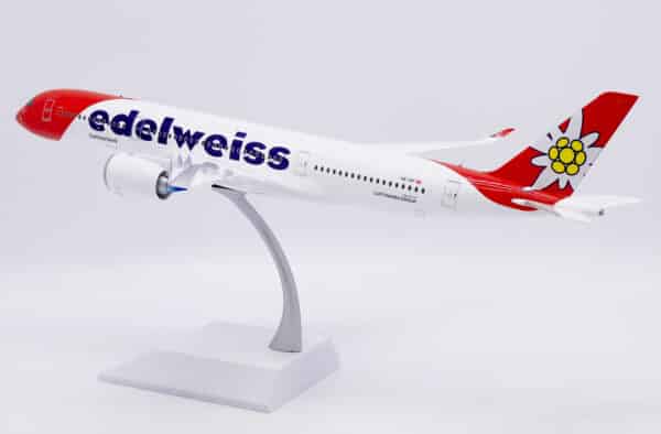 JC Wings 1:200 Edelweiss Air Airbus A350-900 XWB "Piz Bernina - Flaps Up" HB-IHF (XX20569) - Image 12