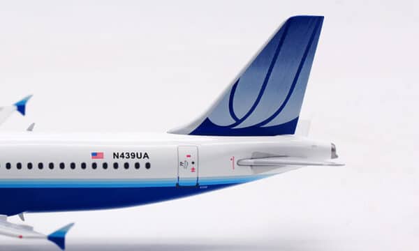 InFlight 200 1:200 United Airlines Airbus A320-200 N439UA (IF320UA0924) - Image 10