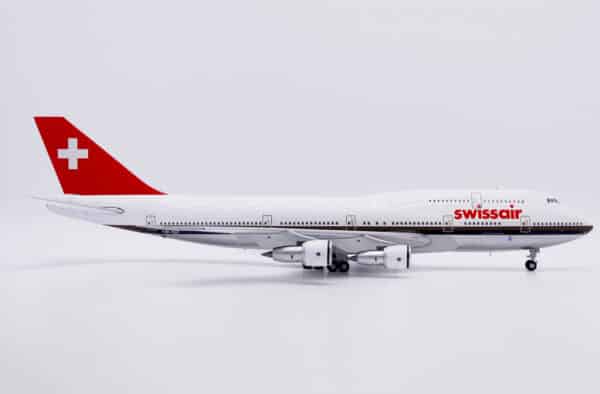 JC Wings 1:200 Swissair Boeing B747-300 "Zurich" HB-IGF (XX20525) - Image 2