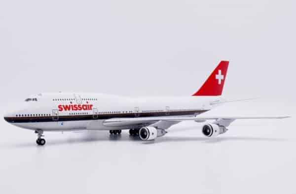 JC Wings 1:200 Swissair Boeing B747-300 "Zurich" HB-IGF (XX20525) - Image 3