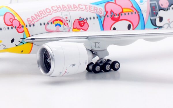Aviation 400 1:400 Eva Air Boeing B777-300(ER) "Hello Kitty - Besties Jet" B-16722 (AV4280) - Image 11