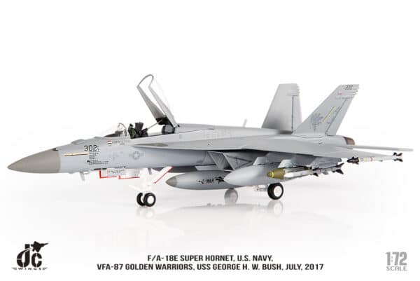 JC Wings Military 1:72 United States Navy (USN) Boeing F/A-18E Super Hornet, VFA-87 "Golden Warriors" 168912 (JCW-72-F18-021) - Image 2