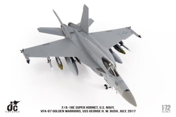 JC Wings Military 1:72 United States Navy (USN) Boeing F/A-18E Super Hornet, VFA-87 "Golden Warriors" 168912 (JCW-72-F18-021) - Image 11