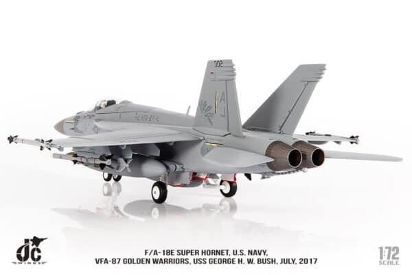 JC Wings Military 1:72 United States Navy (USN) Boeing F/A-18E Super Hornet, VFA-87 "Golden Warriors" 168912 (JCW-72-F18-021) - Image 12