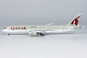 NG Models 1:400 Qatar Airways Boeing B787-9 Dreamliner A7-BHH (NG55106)