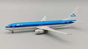 J-Fox Models 1:200 KLM Royal Dutch Airlines Boeing B737-800 "Buzzard" PH-BXS (JF-737-9-002L)