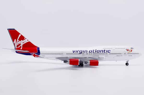 JC Wings 1:200 Virgin Atlantic Boeing B747-400 "Tinker Belle - Flaps Up" G-VBIG (XX20459) - Image 2