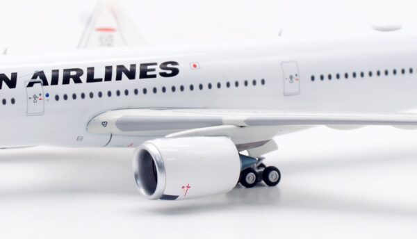 Aviation 400 1:400 JAL Japan Airlines Airbus A350-900 XWB JA16XJ (AV4281) - Image 11