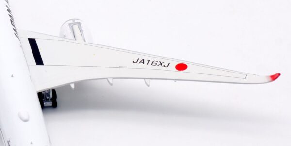 Aviation 400 1:400 JAL Japan Airlines Airbus A350-900 XWB JA16XJ (AV4281) - Image 12