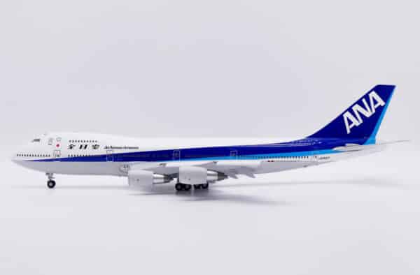 JC Wings 1:200 ANA All Nippon Airways Boeing B747SR-81 "Last Flight - Flaps Down" JA8157 (XX20429A)