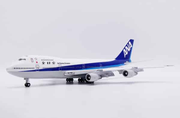 JC Wings 1:200 ANA All Nippon Airways Boeing B747SR-81 "Last Flight - Flaps Down" JA8157 (XX20429A) - Image 3