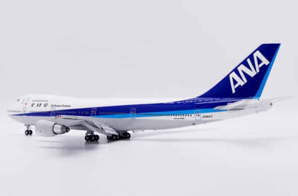 JC Wings 1:200 ANA All Nippon Airways Boeing B747SR-81 "Last Flight - Flaps Down" JA8157 (XX20429A) - Image 5