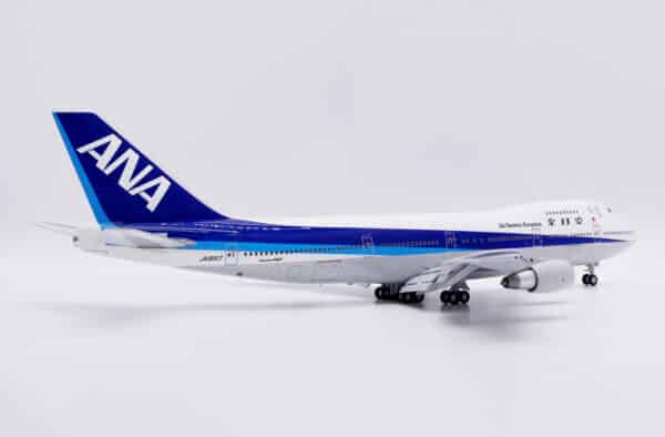 JC Wings 1:200 ANA All Nippon Airways Boeing B747SR-81 "Last Flight - Flaps Down" JA8157 (XX20429A) - Image 6