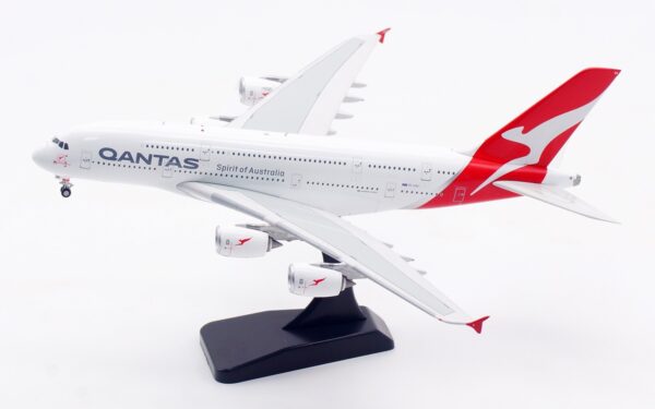 Aviation 400 1:400 Qantas Airways Airbus A380-800 "Nancy-Bird Walton" VH-OQA (AV4286) - Image 2