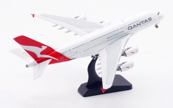 Aviation 400 1:400 Qantas Airways Airbus A380-800 "Nancy-Bird Walton" VH-OQA (AV4286) - Image 4