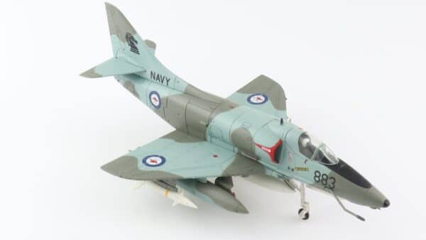 Hobby Master 1:72 Royal Australian Navy (RAN) Douglas A-4G Skyhawk, VF-805, HMAS Melbourne 154904 (HA1430) - Image 4