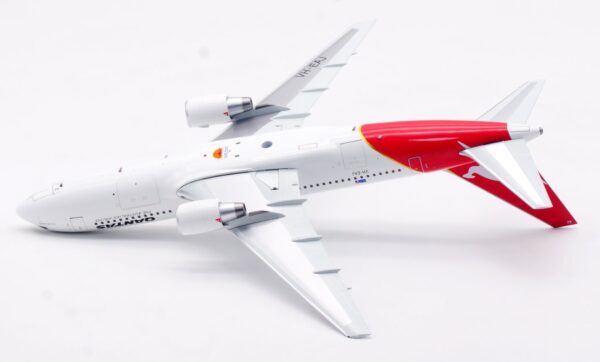 InFlight 200 1:200 Qantas Airways Boeing B767-200(ER) "City of Wollongong" VH-EAJ (IF762QF0525) - Image 14