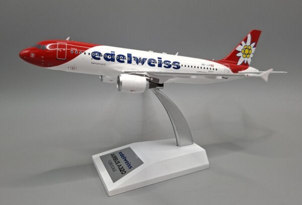 J-Fox Models 1:200 Edelweiss Air Airbus A320-200 "Sorebois" HB-JJK (JF-A320-063)