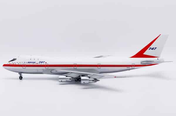 JC Wings 1:200 Boeing Aircraft Company Boeing B747-100 "City of Everett" N7470 (KJ-B741-157)