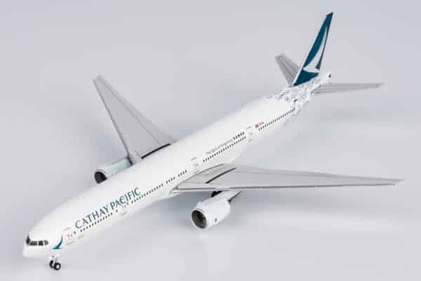 NG Models 1:400 Cathay Pacific Boeing B777-300 "The Spirit of Hong Kong" B-HNK (NG73071) - Image 3