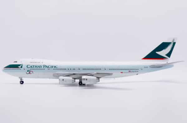 JC Wings 1:200 Cathay Pacific Boeing B747-200B "50th Anniversary - Flaps Up" VR-HIC (SC2742002)