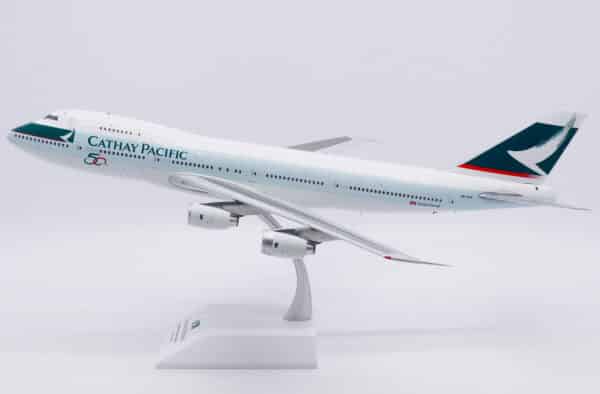 JC Wings 1:200 Cathay Pacific Boeing B747-200B "50th Anniversary - Flaps Up" VR-HIC (SC2742002) - Image 10