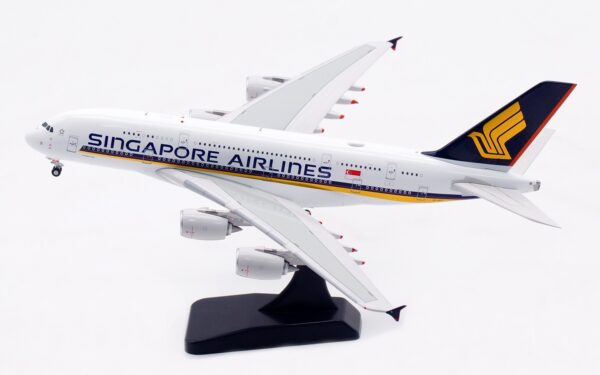 Aviation 400 1:400 Singapore Airlines Airbus A380-800 9V-SKZ (AV4292) - Image 3