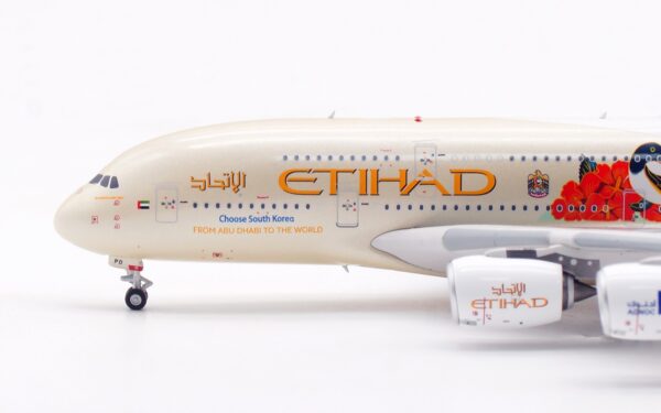Aviation 400 1:400 Etihad Airways Airbus A380-800 "ADNOC - Choose South Korea" A6-APD (AV4293) - Image 10