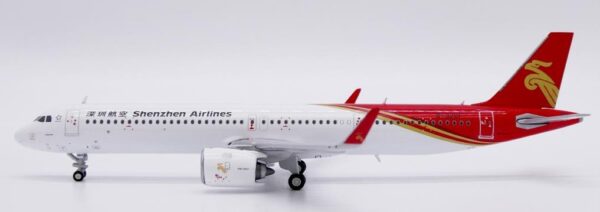 JC Wings 1:400 Shenzhen Airlines Airbus A321neo B-32CF (LH4343)