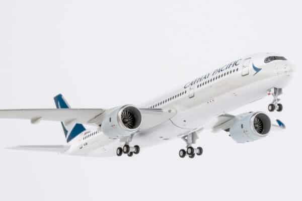 NG Models 1:400 Cathay Pacific Airbus A350-900 XWB B-LQA (NG39109) - Image 5