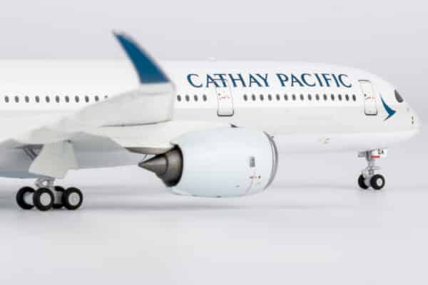 NG Models 1:400 Cathay Pacific Airbus A350-900 XWB B-LQA (NG39109) - Image 6