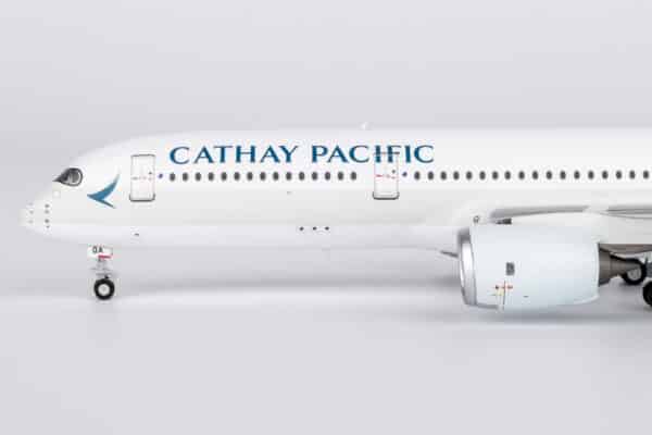 NG Models 1:400 Cathay Pacific Airbus A350-900 XWB B-LQA (NG39109) - Image 7