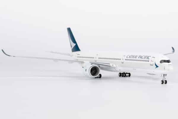 NG Models 1:400 Cathay Pacific Airbus A350-1000 XWB "100th Anniversary of Kai Tak Airport" B-LXI (NG57021) - Image 4