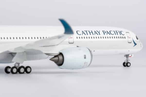 NG Models 1:400 Cathay Pacific Airbus A350-1000 XWB "100th Anniversary of Kai Tak Airport" B-LXI (NG57021) - Image 7