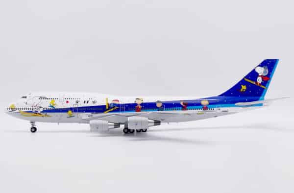 JC Wings 1:200 ANA All Nippon Airways Boeing B747-400D "Snoopy - Flaps Up" JA8961 (SA2053)
