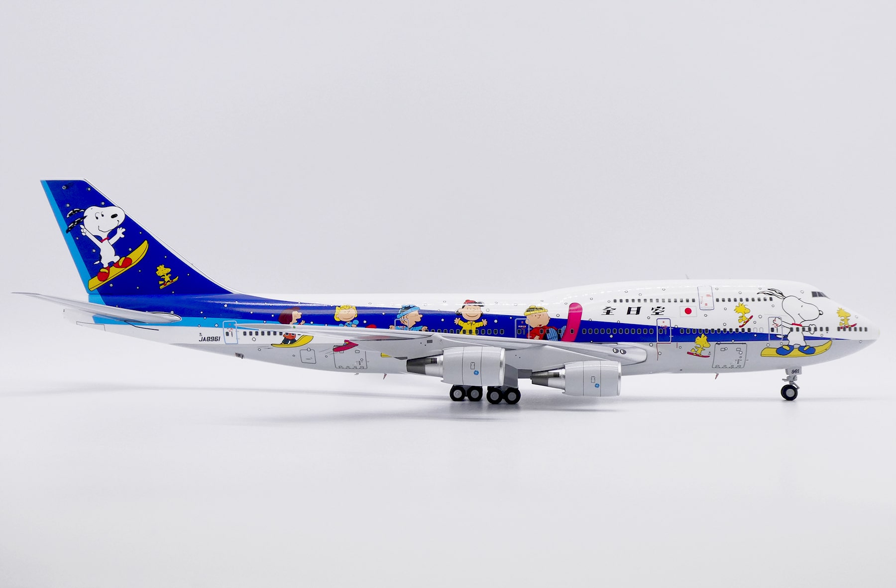 SQWings1:200 ANAB747-100SR JA8961フラップダウン SQWings1:200 ANAB747-100SR JA8961フラップダウン - メルカリ