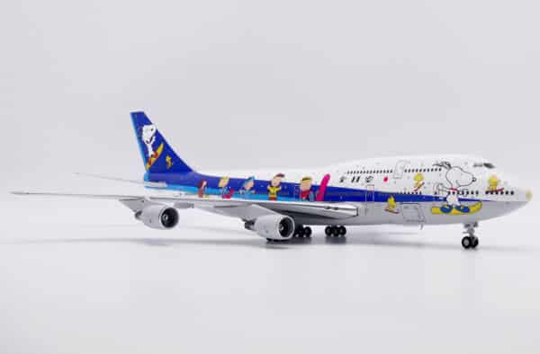 航空機・ヘリコプター ANA B747-400 JA8961 Snoopy All Nippon Airways Boeing B747-400D Snoopy Reg: JA8961 L2021