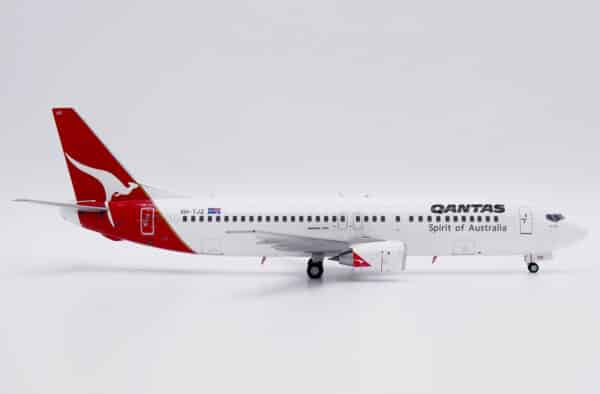 JC Wings 1:200 Qantas Airways Boeing B737-400 "Port Pirie" VH-TJZ (XX20393) - Image 2
