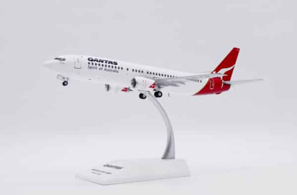 JC Wings 1:200 Qantas Airways Boeing B737-400 "Port Pirie" VH-TJZ (XX20393) - Image 9