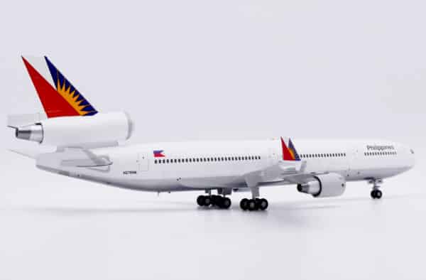 JC Wings 1:200 Philippine Airlines McDonnell Douglas MD-11 N278WA (XX20648) - Image 6