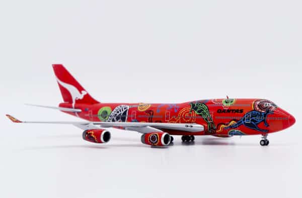 JC Wings 1:400 Qantas Airways Boeing B747-400 "Wunala Dreaming - Flaps Up" VH-OJB (XX40491) - Image 4