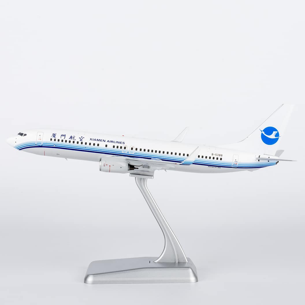 NG Models 1:200 Xiamen Airlines Boeing B737-800w B-5388 (NG64113)
