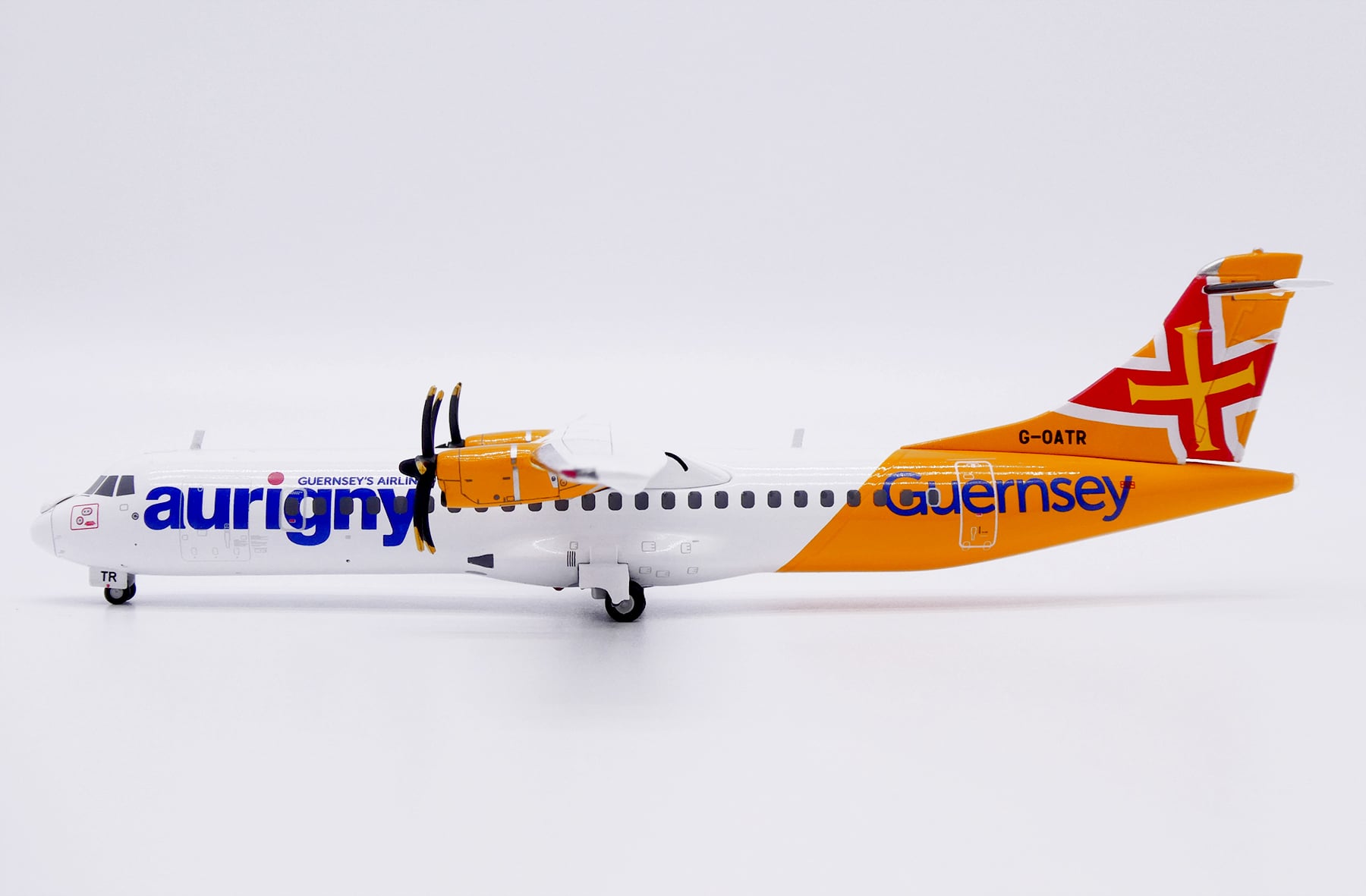 JC Wings 1:200 Aurigny ATR-72-600 G-OATR (AYA203)
