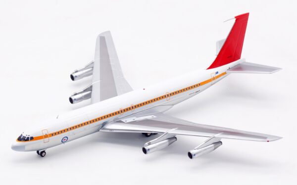 InFlight 200 1:200 Royal Australian Air Force (RAAF) Boeing B707-300C(KC) "Qantas Hybrid" A20-627 (IF707RAAF627P) - Image 3